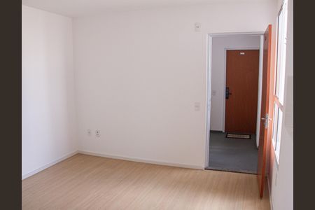 Apartamento para alugar com 2 quartos, 43m² em Santa Cruz, Rio de Janeiro