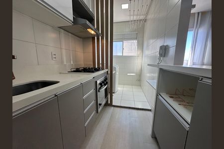 Cozinha de apartamento à venda com 2 quartos, 51m² em Centro, Barueri