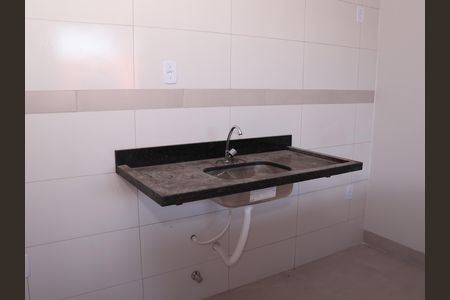 Sala -Cozinha de casa para alugar com 1 quarto, 40m² em Residencial Santa Luzia, Aparecida de Goiânia