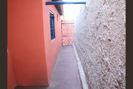 Área externa de casa para alugar com 2 quartos, 100m² em Residencial Santa Luzia, Aparecida de Goiânia