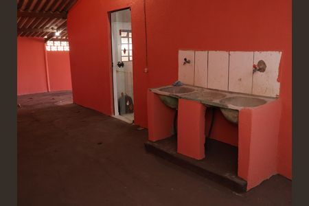 Área de serviço de casa para alugar com 2 quartos, 100m² em Residencial Santa Luzia, Aparecida de Goiânia