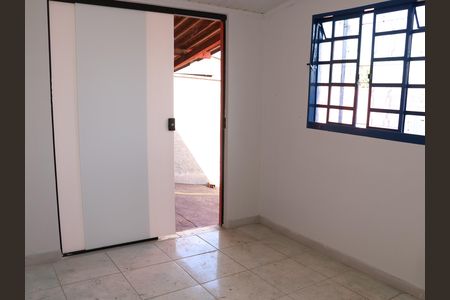 Casa para alugar com 2 quartos, 100m² em Residencial Santa Luzia, Aparecida de Goiânia