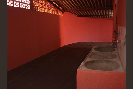 Área de serviço de casa para alugar com 2 quartos, 100m² em Residencial Santa Luzia, Aparecida de Goiânia