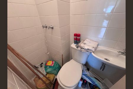 Apartamento para alugar com 75m², 2 quartos e 1 vaga Apartamento para alugar com 75m², 2 quartos e 1 vagaBanheiro de serviço