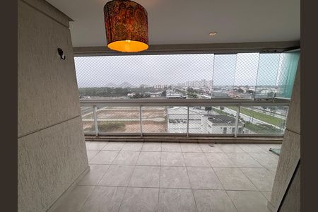 Apartamento para alugar com 75m², 2 quartos e 1 vaga Apartamento para alugar com 75m², 2 quartos e 1 vagaVaranda