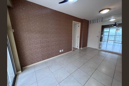 Apartamento para alugar com 75m², 2 quartos e 1 vaga Apartamento para alugar com 75m², 2 quartos e 1 vagaSala