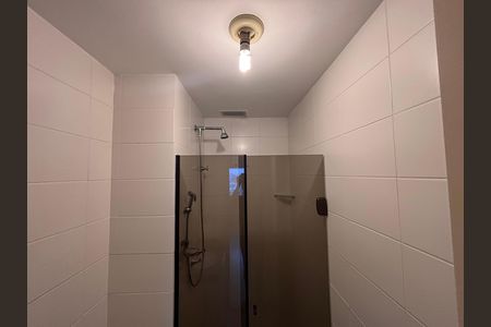 Banheiro de apartamento para alugar com 2 quartos, 75m² em Recreio dos Bandeirantes, Rio de Janeiro