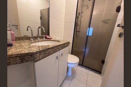 Apartamento para alugar com 75m², 2 quartos e 1 vaga Apartamento para alugar com 75m², 2 quartos e 1 vagaBanheiro