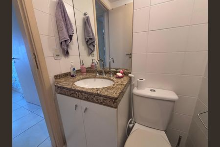 Apartamento para alugar com 75m², 2 quartos e 1 vaga Apartamento para alugar com 75m², 2 quartos e 1 vagaBanheiro