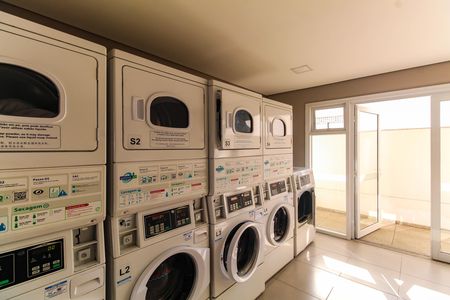 Apartamento à venda com 59m², 2 quartos e 1 vaga Apartamento à venda com 59m², 2 quartos e 1 vagaLavanderia