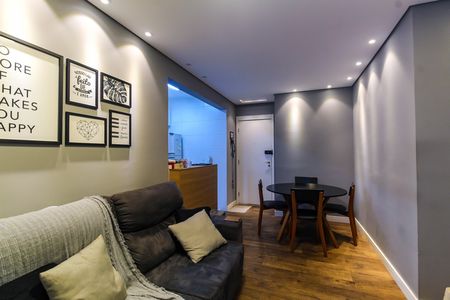 Apartamento à venda com 59m², 2 quartos e 1 vaga Apartamento à venda com 59m², 2 quartos e 1 vagaSala