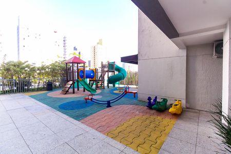 Apartamento à venda com 59m², 2 quartos e 1 vaga Apartamento à venda com 59m², 2 quartos e 1 vagaÁrea comum - Playground