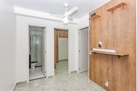 Sala de apartamento para alugar com 2 quartos, 33m² em Vila Nair, São Paulo