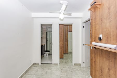 Sala de apartamento para alugar com 2 quartos, 33m² em Vila Nair, São Paulo