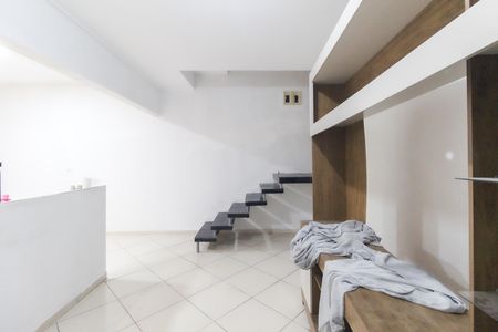 Casa para alugar com 2 quartos, 52m² em Conjunto Habitacional Juscelino Kubitscheck de Oliveira, São Paulo