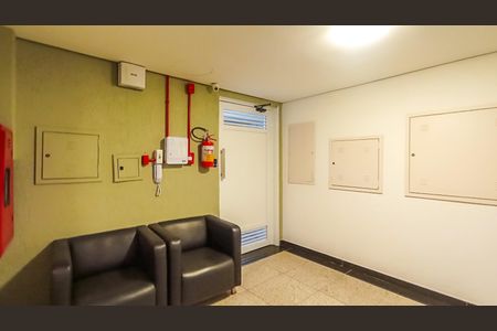 Apartamento para alugar com 100m², 1 quarto e 2 vagasHall do predio 