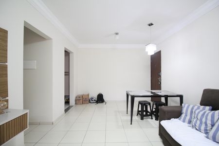 Sala de apartamento para alugar com 2 quartos, 58m² em Parque Taboao, Taboão da Serra