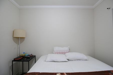 Quarto 1 de apartamento para alugar com 2 quartos, 58m² em Parque Taboao, Taboão da Serra