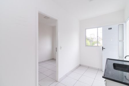 Sala/Cozinha de apartamento para alugar com 1 quarto, 30m² em Vila Granada, São Paulo