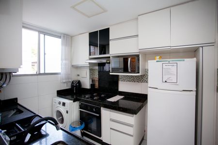 Apartamento para alugar com 55m², 2 quartos e 1 vaga Apartamento para alugar com 55m², 2 quartos e 1 vagaCozinha e Área de Serviço