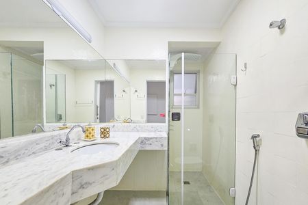 Apartamento para alugar com 3 quartos, 124m² em Centro, Guarujá