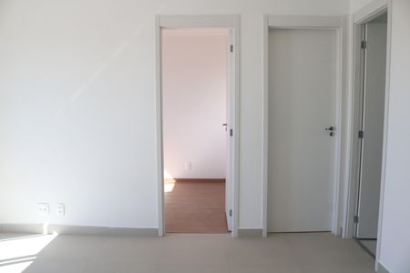Sala de apartamento para alugar com 2 quartos, 42m² em Lapa de Baixo, São Paulo