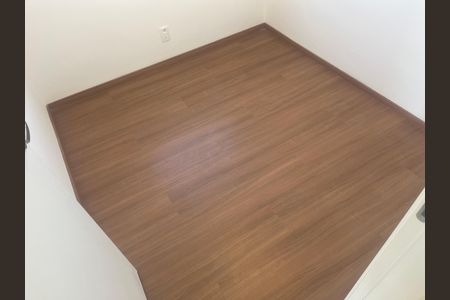 Quarto 2 de apartamento para alugar com 2 quartos, 42m² em Lapa de Baixo, São Paulo