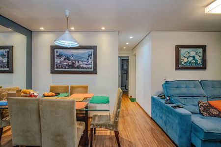 Sala de apartamento para alugar com 3 quartos, 60m² em Jardim Itu, Porto Alegre