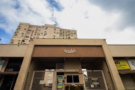 Apartamento à venda com 60m², 3 quartos e 1 vagaFachada