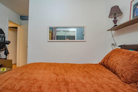 Suíte de apartamento para alugar com 3 quartos, 60m² em Jardim Itu, Porto Alegre