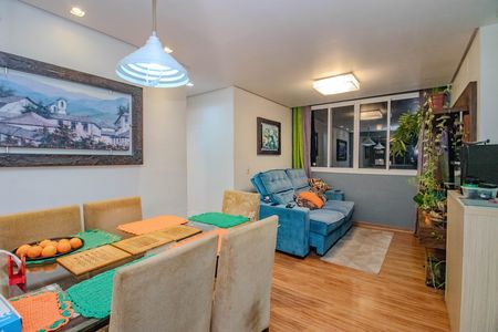 Sala de apartamento para alugar com 3 quartos, 60m² em Jardim Itu, Porto Alegre