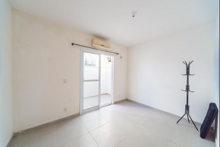 Quarto de apartamento para alugar com 1 quarto, 45m² em Jardim Algarve, Viamão