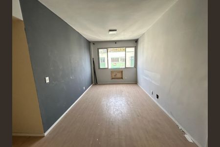 Apartamento à venda com 70m², 2 quartos e 1 vagaSala