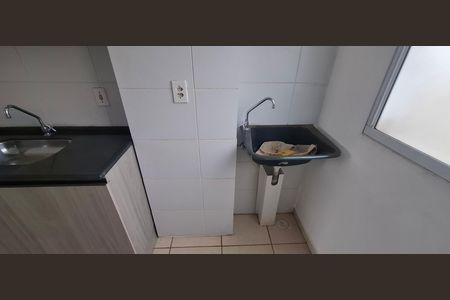 Apartamento para alugar com 42m², 2 quartos e 1 vagaCozinha e Área de Serviço