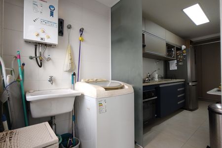 Área de Serviço de apartamento para alugar com 2 quartos, 100m² em Barra da Tijuca, Rio de Janeiro