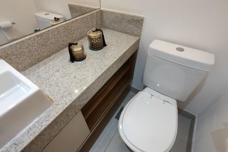 Apartamento à venda com 100m², 2 quartos e 2 vagasLavabo