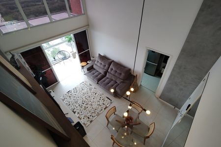 Apartamento à venda com 100m², 2 quartos e 2 vagasSala