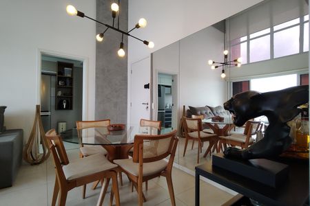 Apartamento à venda com 100m², 2 quartos e 2 vagasSala