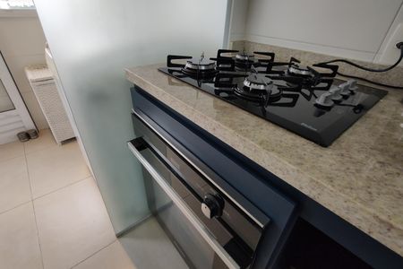 Apartamento à venda com 100m², 2 quartos e 2 vagasCozinha