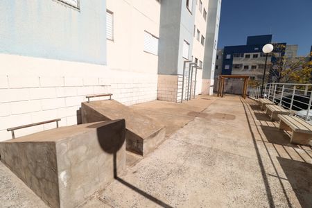 Apartamento para alugar com 49m², 2 quartos e 1 vagaÁrea comum
