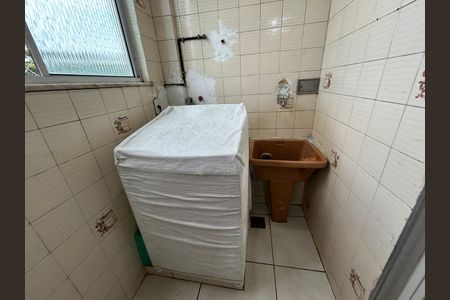 Apartamento à venda com 78m², 3 quartos e 1 vagaÁrea de Serviço