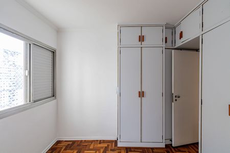 Apartamento para alugar com 79m², 2 quartos e 1 vagaQuarto