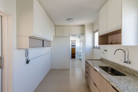 Cozinha de apartamento para alugar com 2 quartos, 79m² em Água Branca, São Paulo