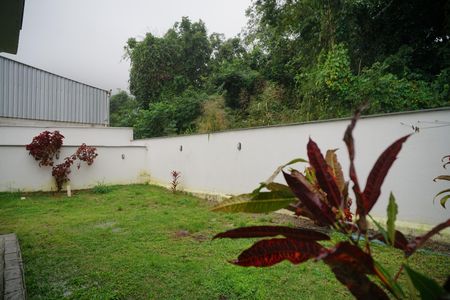 Casa de condomínio para alugar com 50m², 1 quarto e 1 vaga Casa de condomínio para alugar com 50m², 1 quarto e 1 vagaQuintal
