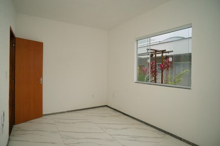 Quarto de casa de condomínio para alugar com 1 quarto, 45m² em Manoel Ribeiro Sul, Maricá