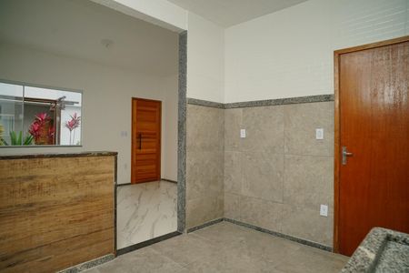 Cozinha de casa de condomínio para alugar com 1 quarto, 50m² em Manoel Ribeiro Sul, Maricá