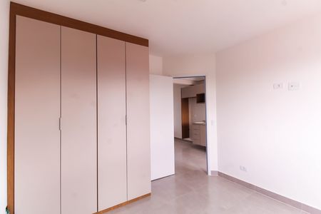 Quarto 1 de apartamento para alugar com 2 quartos, 40m² em Vila Canero, São Paulo