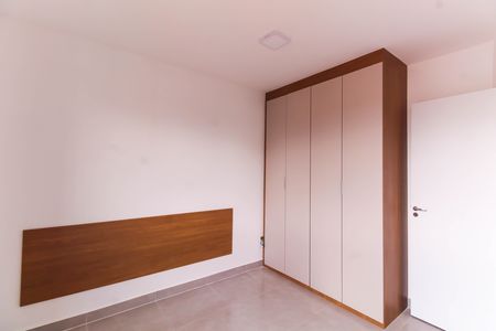 Banheiro 1 de apartamento para alugar com 2 quartos, 40m² em Vila Canero, São Paulo