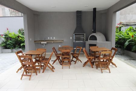 Apartamento para alugar com 52m², 2 quartos e 1 vagaÁrea comum - Churrasqueira