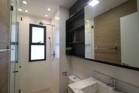 Apartamento para alugar com 99m², 3 quartos e 2 vagas Apartamento para alugar com 99m², 3 quartos e 2 vagasBanheiro